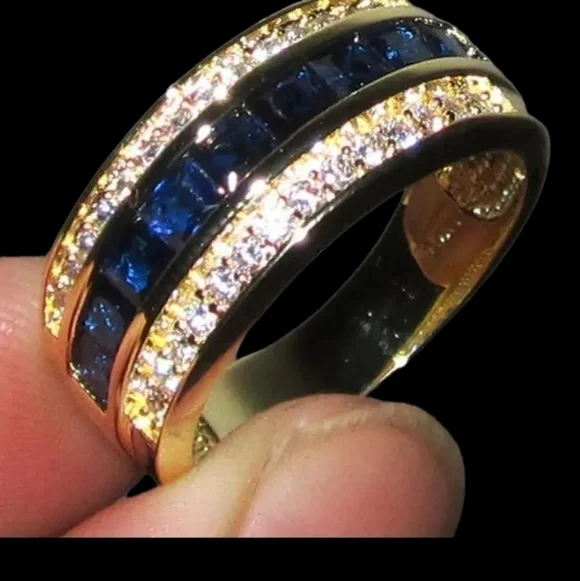 Classic blue rhinestones inlaid center , each side white clear rhinestone Size 8 - Picture 8 of 8